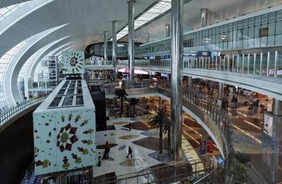 從票務(wù)代理到自建候機樓 一位企業(yè)家的商業(yè)王國打造之路